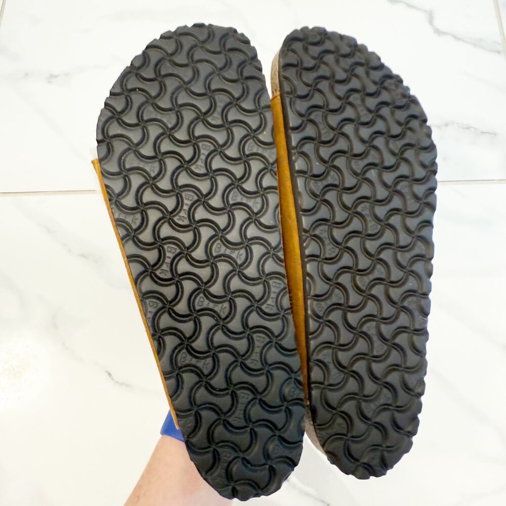 Birkenstock Arizona Shearling-Lined Sandals - Picture 7 of 9